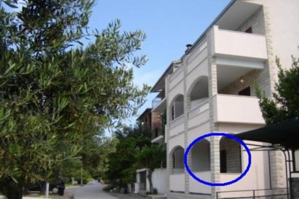 Studio Ground Floor With Terace Brela Εξωτερικό φωτογραφία