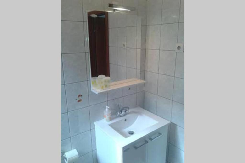 Studio Ground Floor With Terace Brela Εξωτερικό φωτογραφία